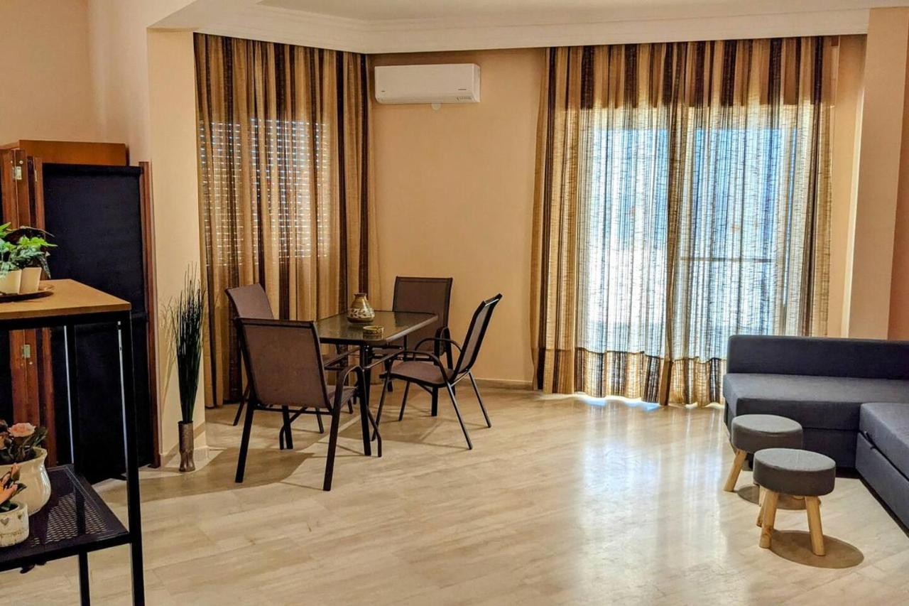 Beachfront Apartment Nea Moudania Buitenkant foto